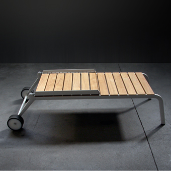 Teak Lounge